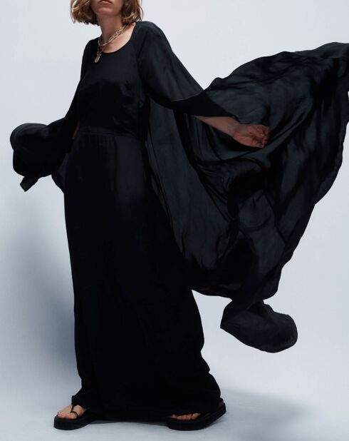 Abito nero Cape Sorella