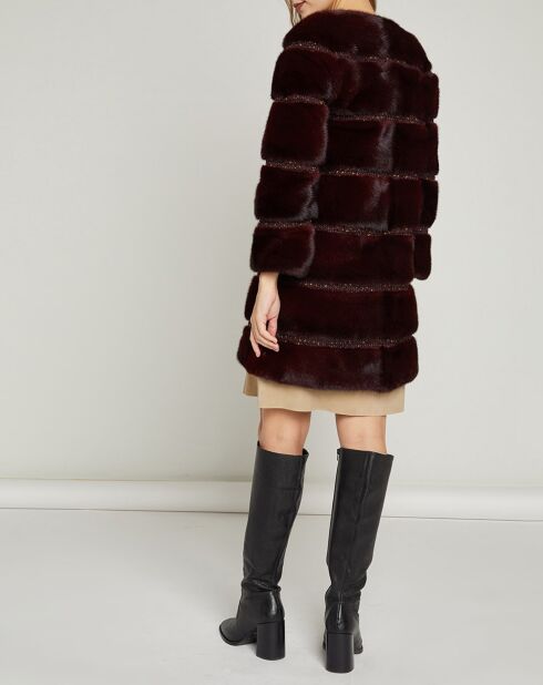 Burgundy Reef, met zijde gevoerde nertsbontjas