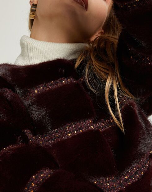 Chaqueta de piel de visón con forro de seda reflectante burdeos