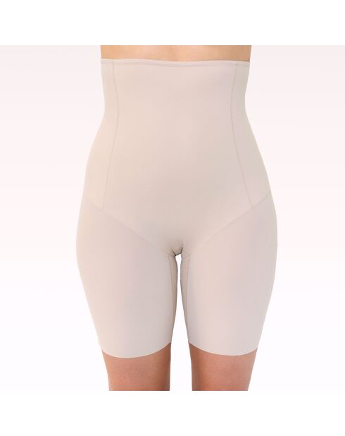 Short Elina gainant nude