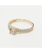 Hera Ring aus 0,31 ct Diamant und 0,90 ct Weißtopas aus Gelbgold