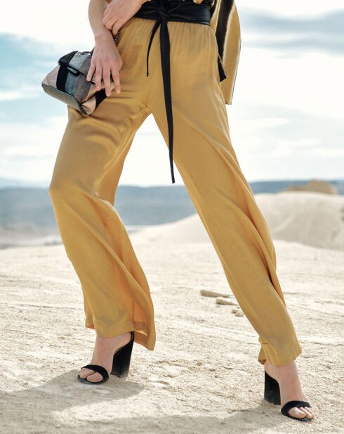 Pantalon satiné Ness doré