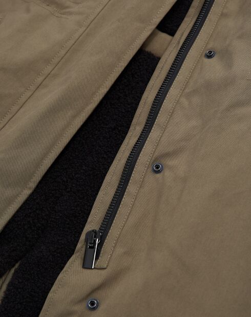 Parka forrada con piel sintética de oveja y algas