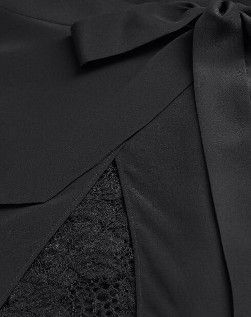 Robe 100% Soie Courte manches longues avec base Dentelle noire