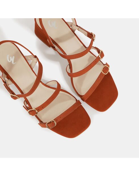 Sandalen aus ziegelorangefarbenem Leder mit Absatz 6 cm