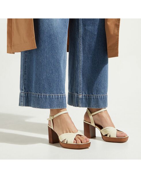 Ecru leren sandalen met hak 7,5 cm