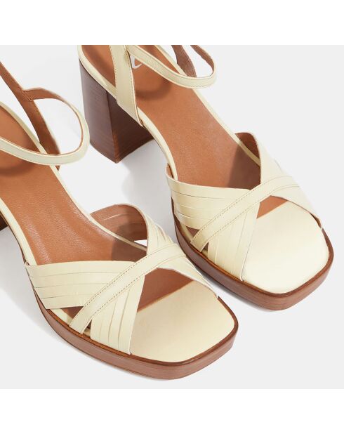 Ecru leren sandalen met hak 7,5 cm
