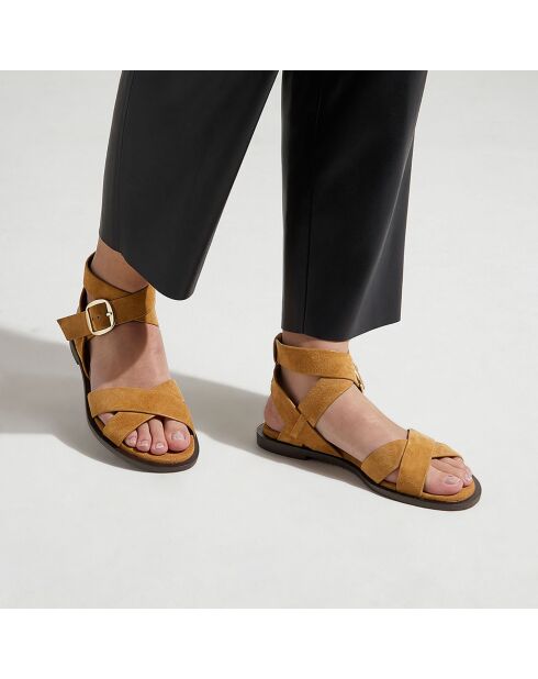 Sandales plates en Cuir camel
