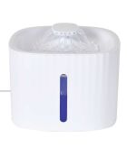 Fuente de agua blanca