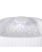 Fuente de agua blanca