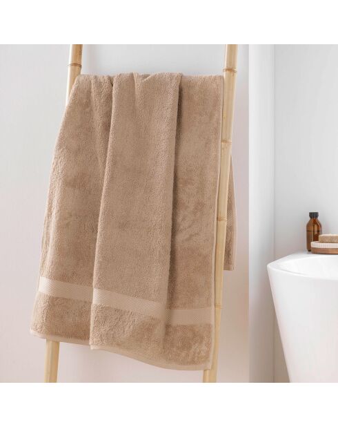 Elegance hazelnoot douchelaken