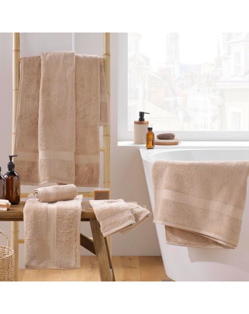 Elegance badlaken met hazelnoot