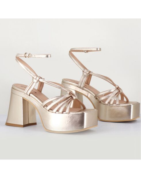 Goldfarbene Ledersandalen - 10,5 cm Absatz