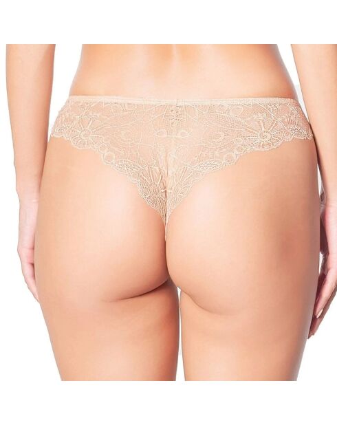 String Grand Jeu nude