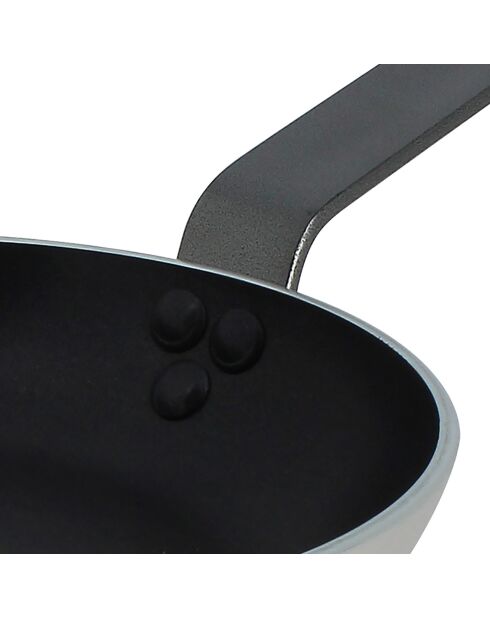 Pro Induction Bratpfanne aus schwarzem Aluminium - D.20 cm