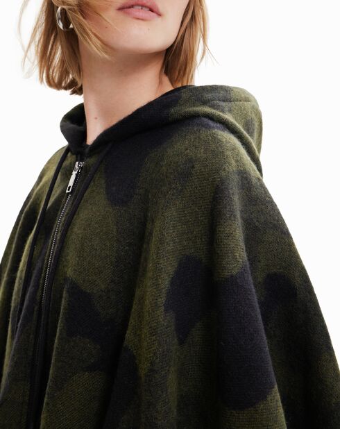 Poncho Ying vert