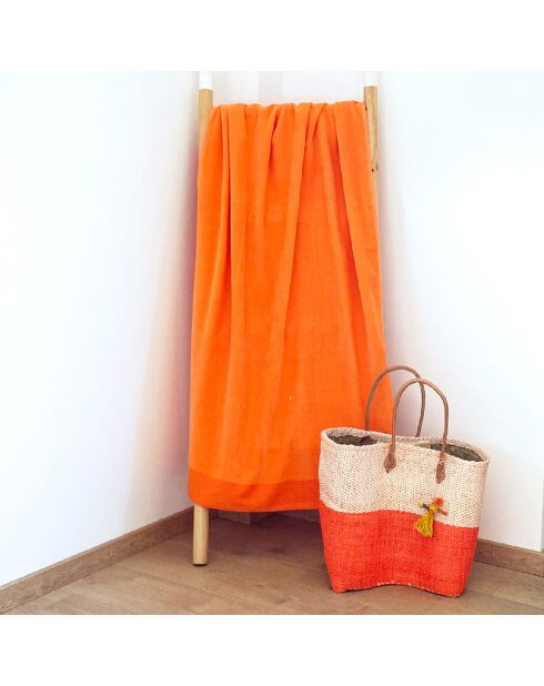 Shady Badetuch aus nektarinenfarbenem Samt, 90 x 160 cm