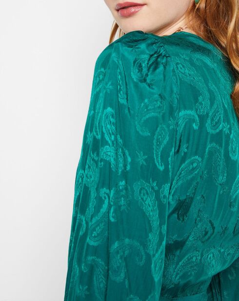 Shima-Kleid mit farblich abgestimmter grüner Stickerei