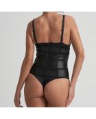 Zwarte tailleriem met hoge taille