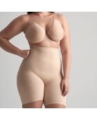 Beige sculpturale schelpen