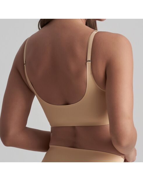 Nahtloser BH mit gekreuzten Trägern beige