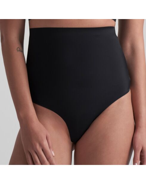 String taille haute invisible noir