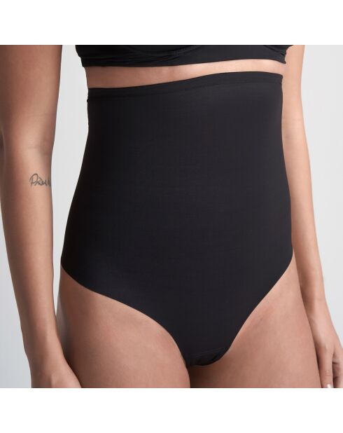 String sculptant taille haute noir