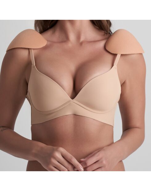 Hombreras de color beige