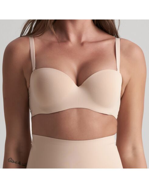 Beige strapless bh met diepe halslijn