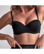 Schwarzer trägerloser BH mit tiefem Ausschnitt