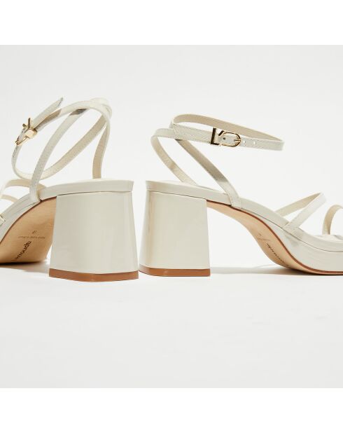 Sandales en Cuir verni Gio écrues - Talon 6 cm