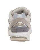 Baskets 2002R beige