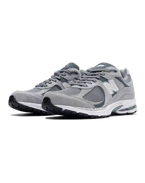 Sneakers grigie 2002R