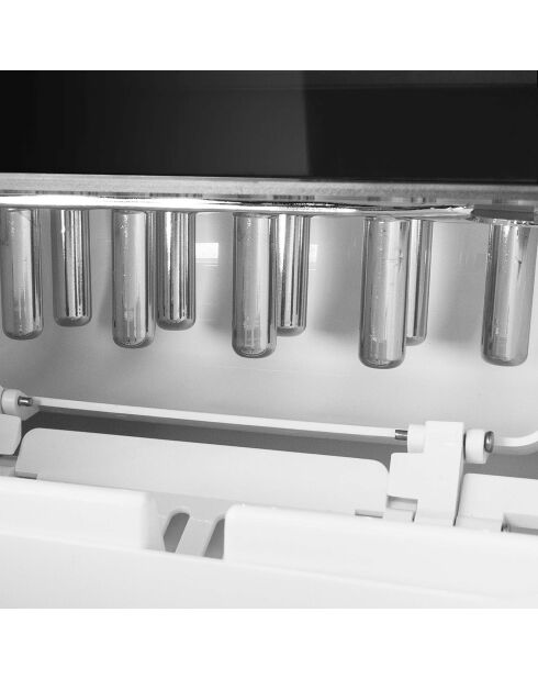 Machine à glacon cubeo noire