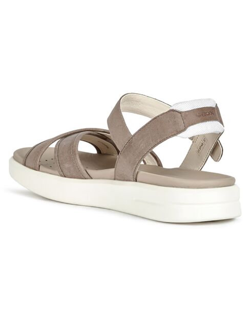 Xan2S sandalen van woestijnleer