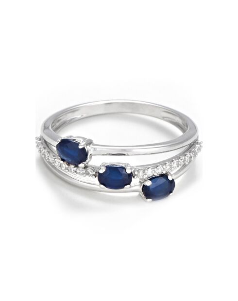 Anillo con tres diamantes de zafiro de 0,095 quilates, zafiros de 0,56 quilates en oro blanco
