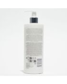 Feuchtigkeitsspendende und regenerierende Körperlotion mit A.H.A. - 400 ml