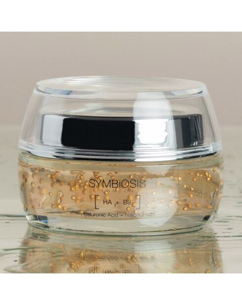 Éclat Charmer Perles d'Or 24 Carats à l'Acide Hyaluronique + Niacinamide - 50 ml
