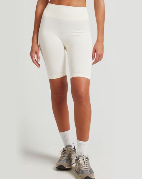 Short écru