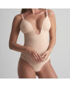Body delgado que forma una tanga profunda de color beige