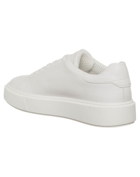 Baskets Dean blanches