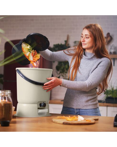 Composteur Bokashi Essential + 1 kg d'activateur crème - 15.3L