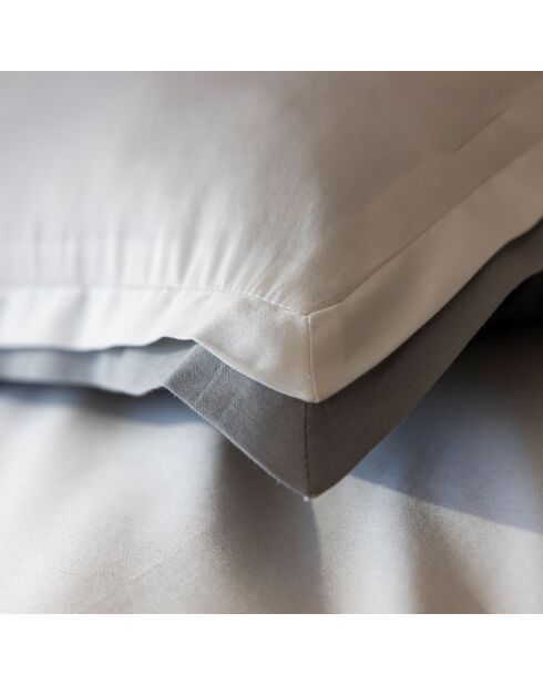 Taie d'oreiller en Satin de Coton Bryant blanc/gris