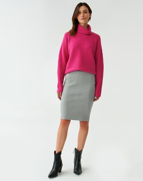 Grauer Geme-Strickrock