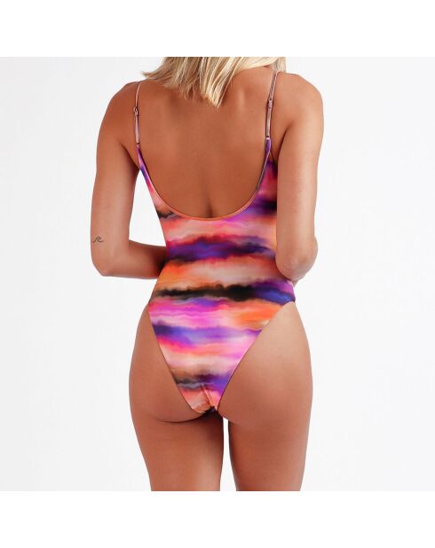 Lilafarbener einteiliger Badeanzug