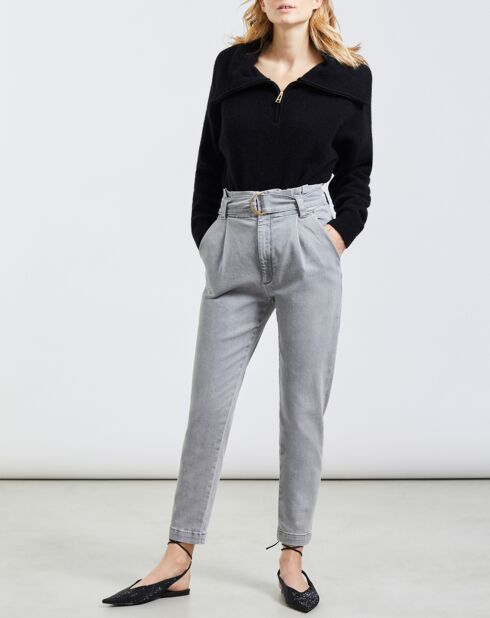 Jean Ava gris
