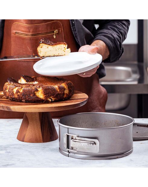 2 Moules à charnière gris anthracite - D.24/D.20 cm