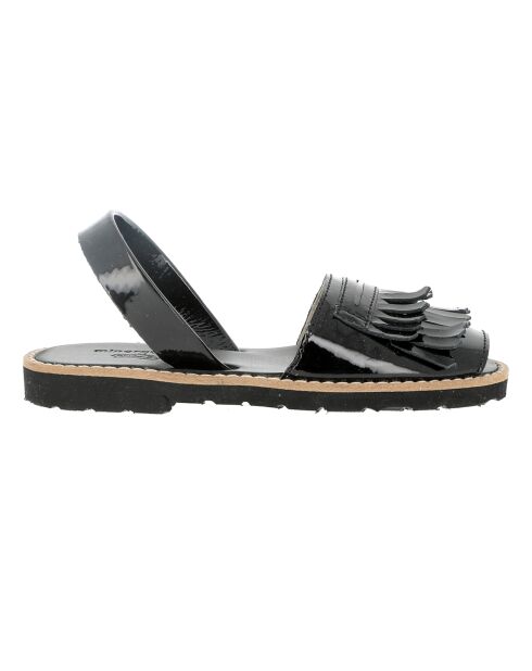 Sandalias negras de cuero universitario
