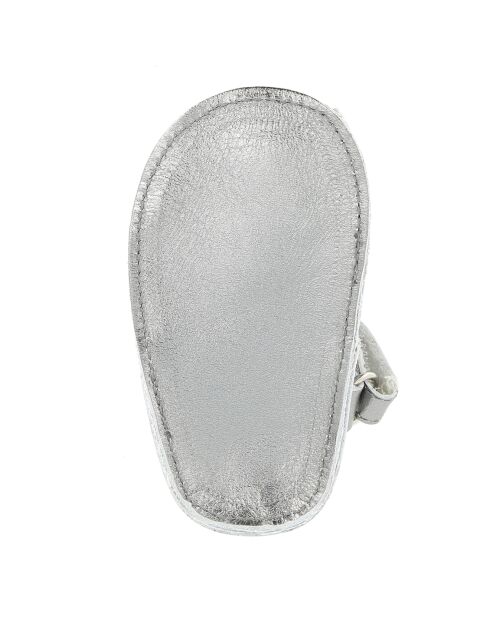 Sandalen aus Stahlmetall und Leder