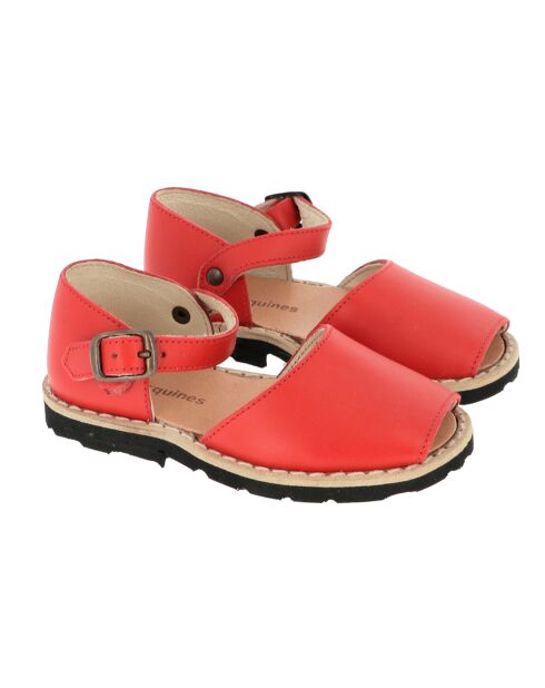 Rote Ledersandalen
